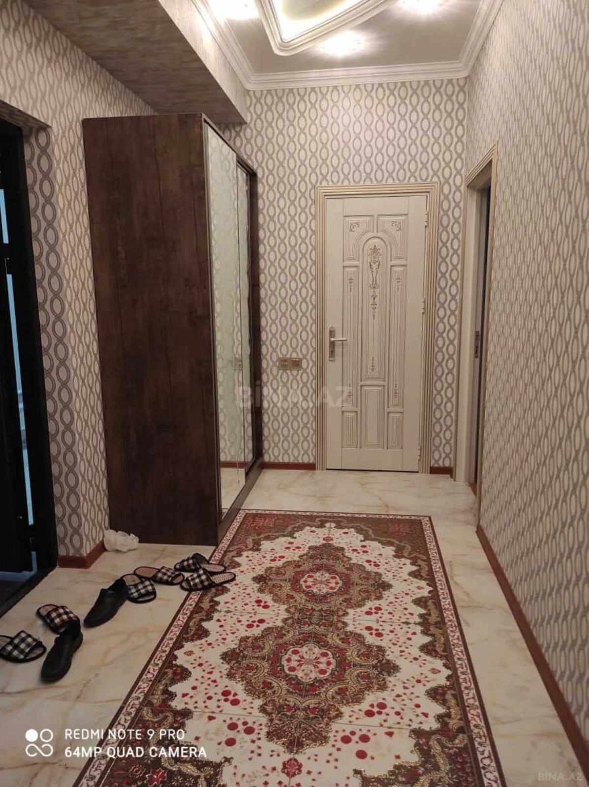Kirayə verilir 2 otaqlı mənzil 80 m²