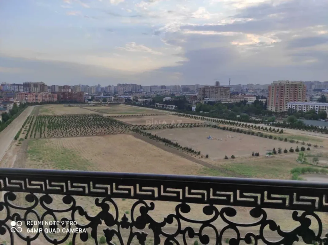 Kirayə verilir 2 otaqlı mənzil 80 m²