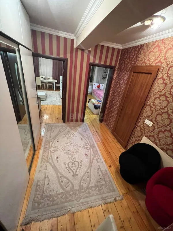Satılır 2 otaqlı mənzil 62 m²