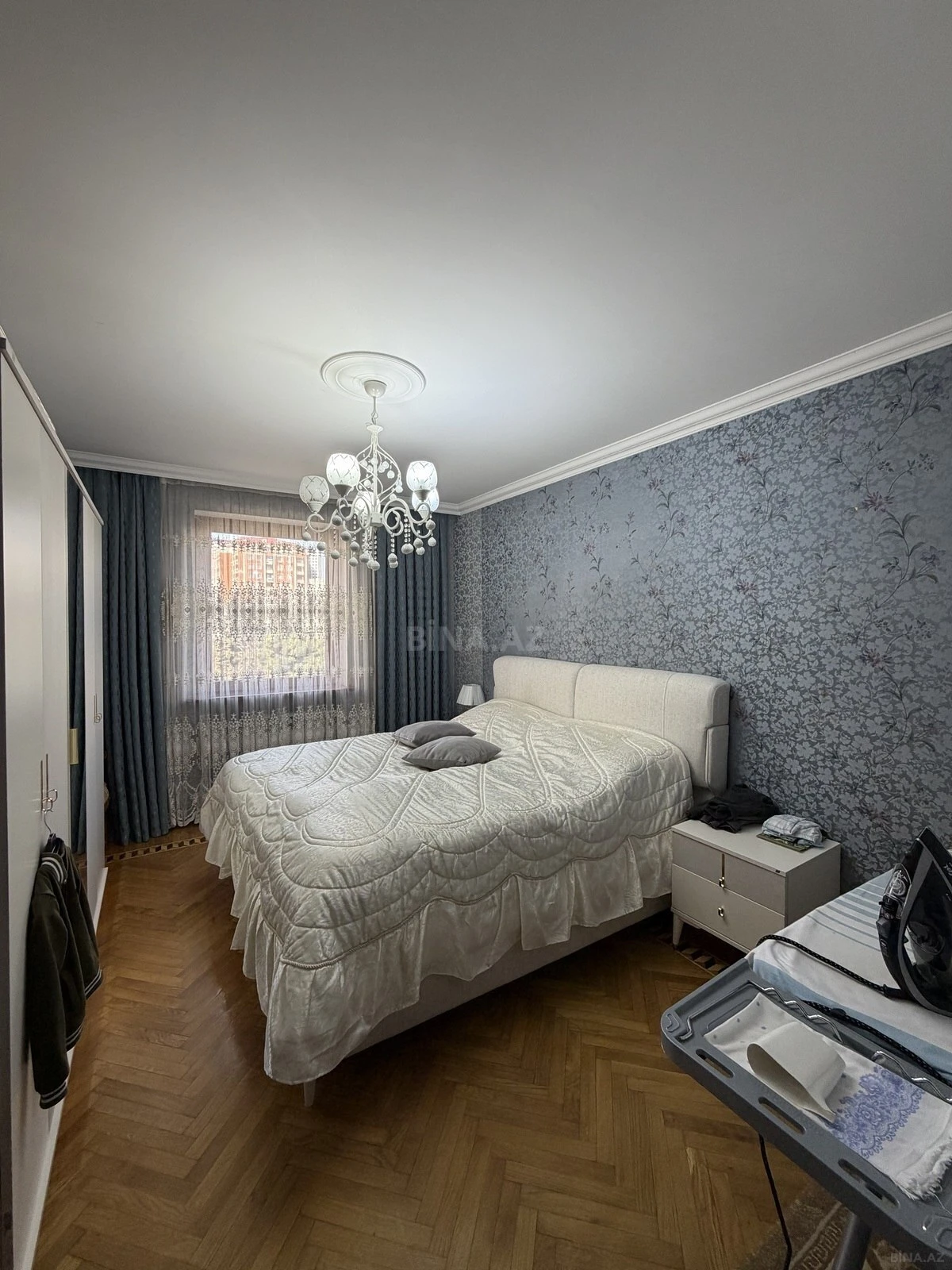 Satılır 4 otaqlı mənzil 100 m²