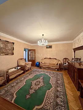 Satılır 4 otaqlı mənzil 100 m²