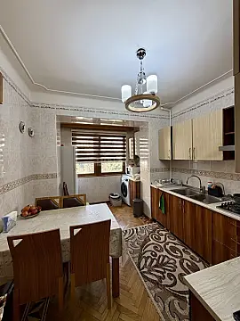 Satılır 4 otaqlı mənzil 100 m² — Bakı, Memar Əcəmi yanı 4 otaq 100.00 m²
