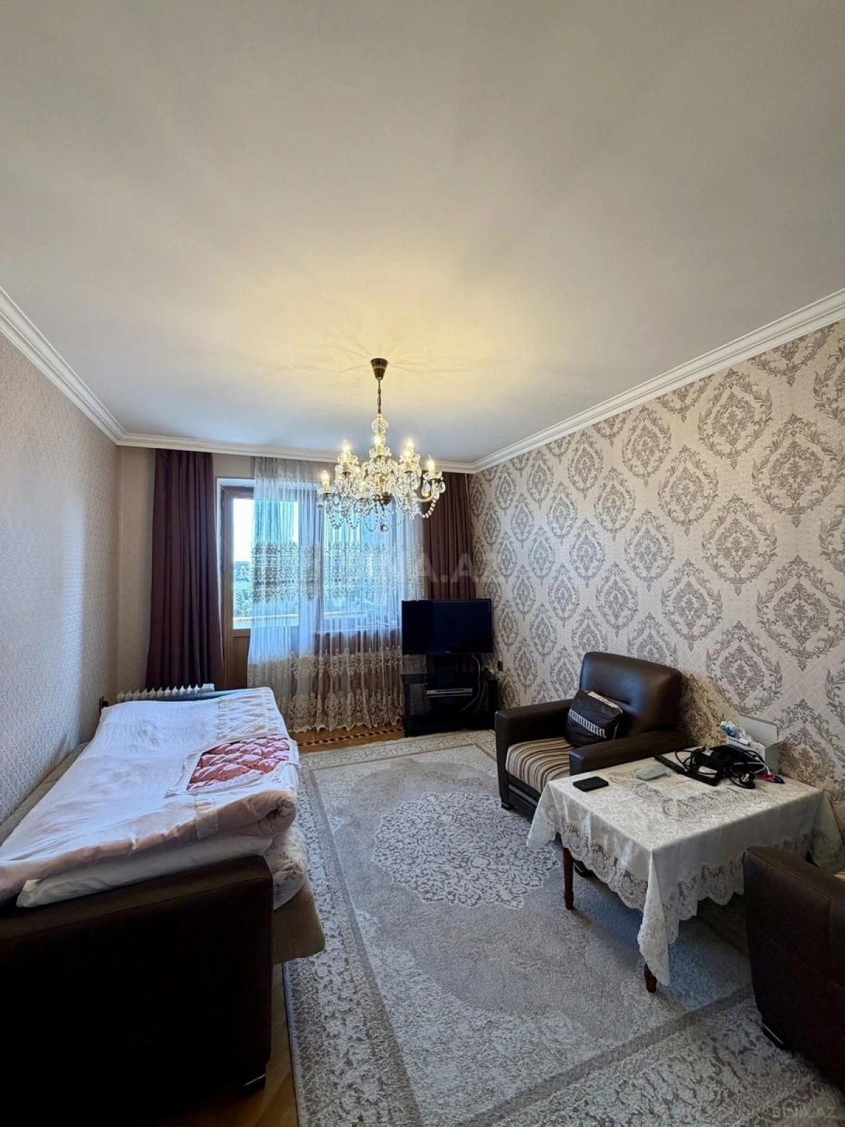 Satılır 4 otaqlı mənzil 100 m²