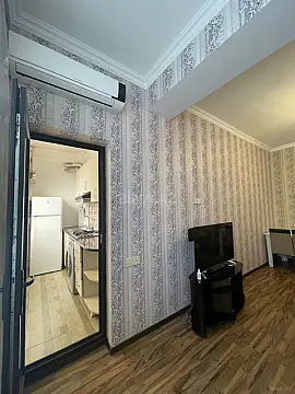 Kirayə verilir 2 otaqlı mənzil 73 m²