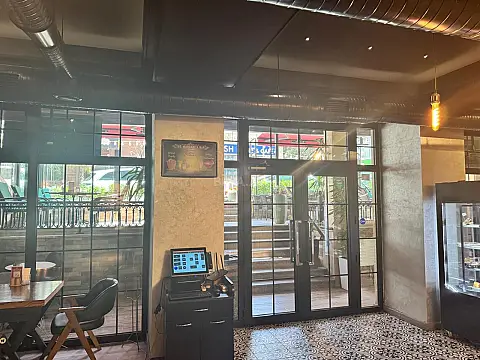 Satılır obyekt 165 m²