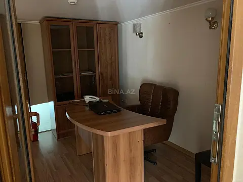 Satılır 5 otaqlı ofis 100 m² — Bakı, Səbail 5 otaq 100.00 m²