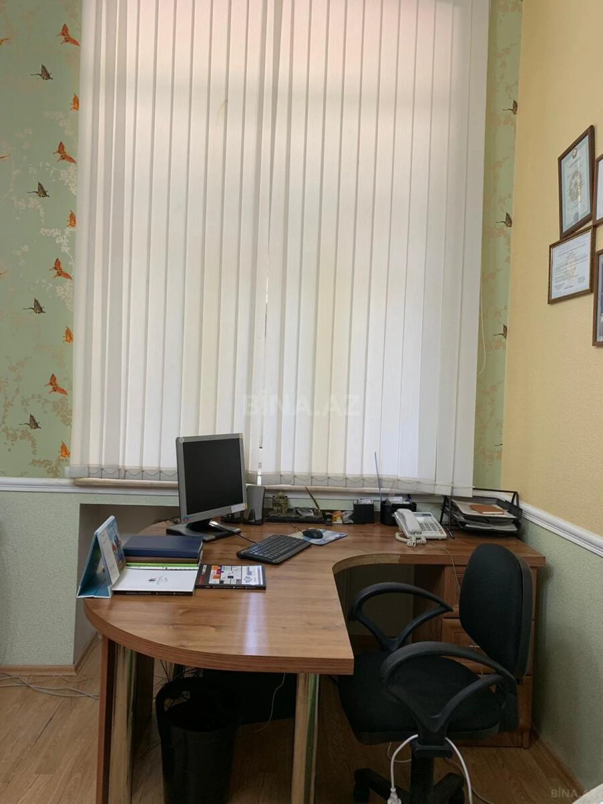 Satılır 5 otaqlı ofis 100 m²