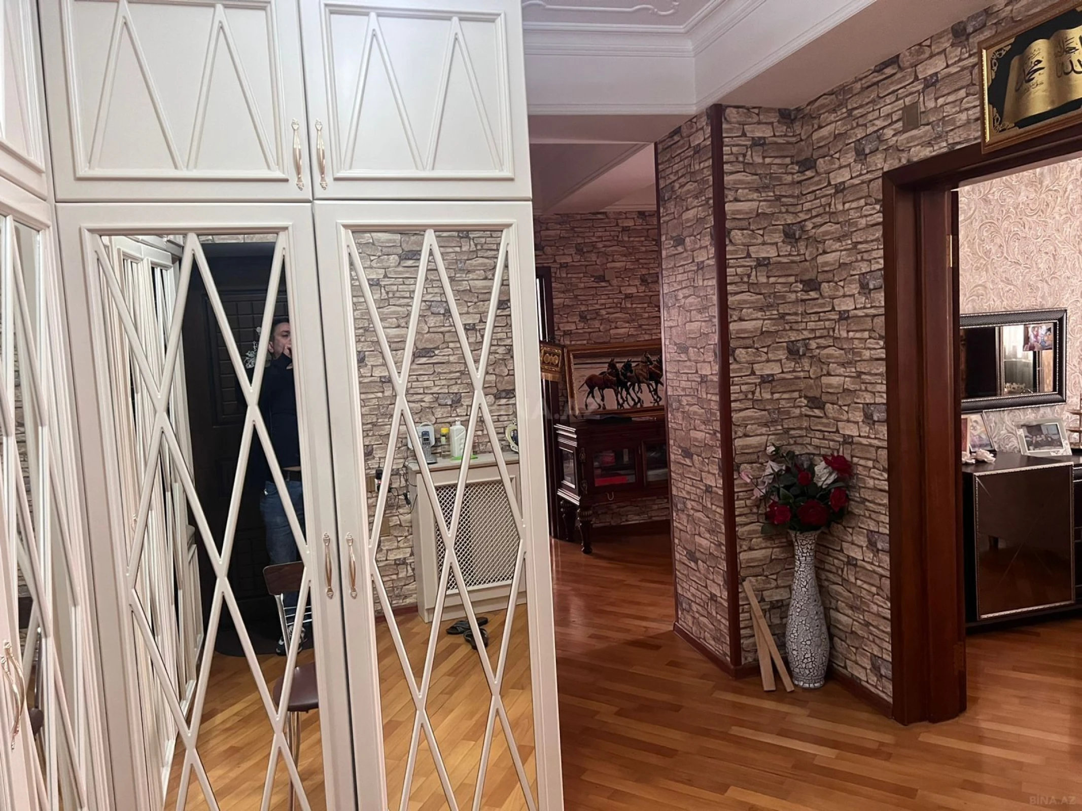 Kirayə verilir 3 otaqlı mənzil 115 m²