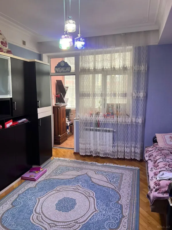 Kirayə verilir 3 otaqlı mənzil 115 m²