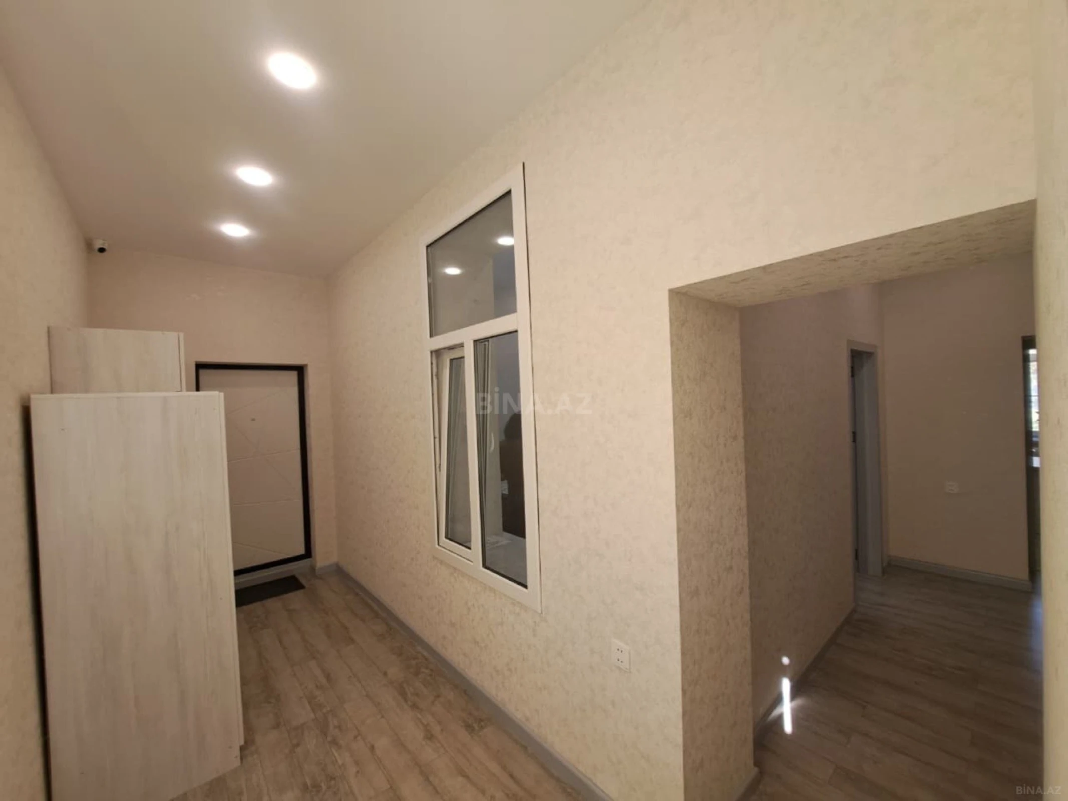 Satılır obyekt 100 m²