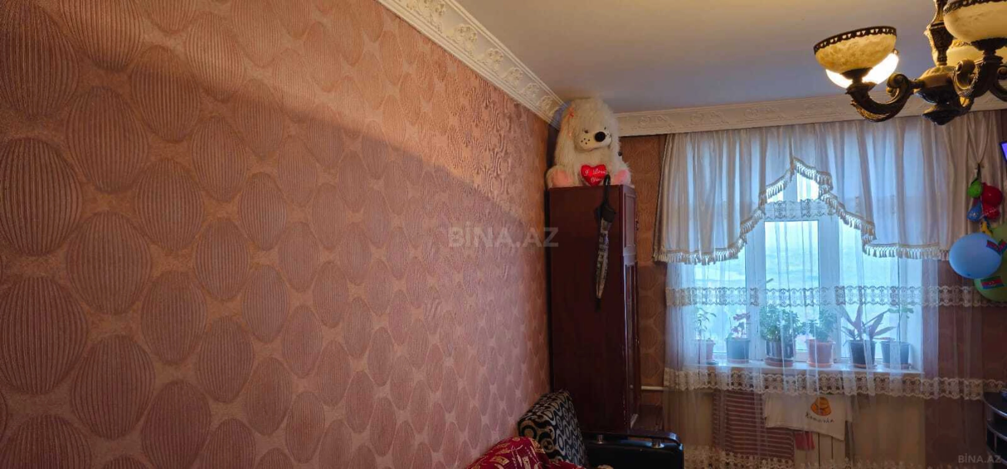 Satılır 5 otaqlı mənzil 120 m²