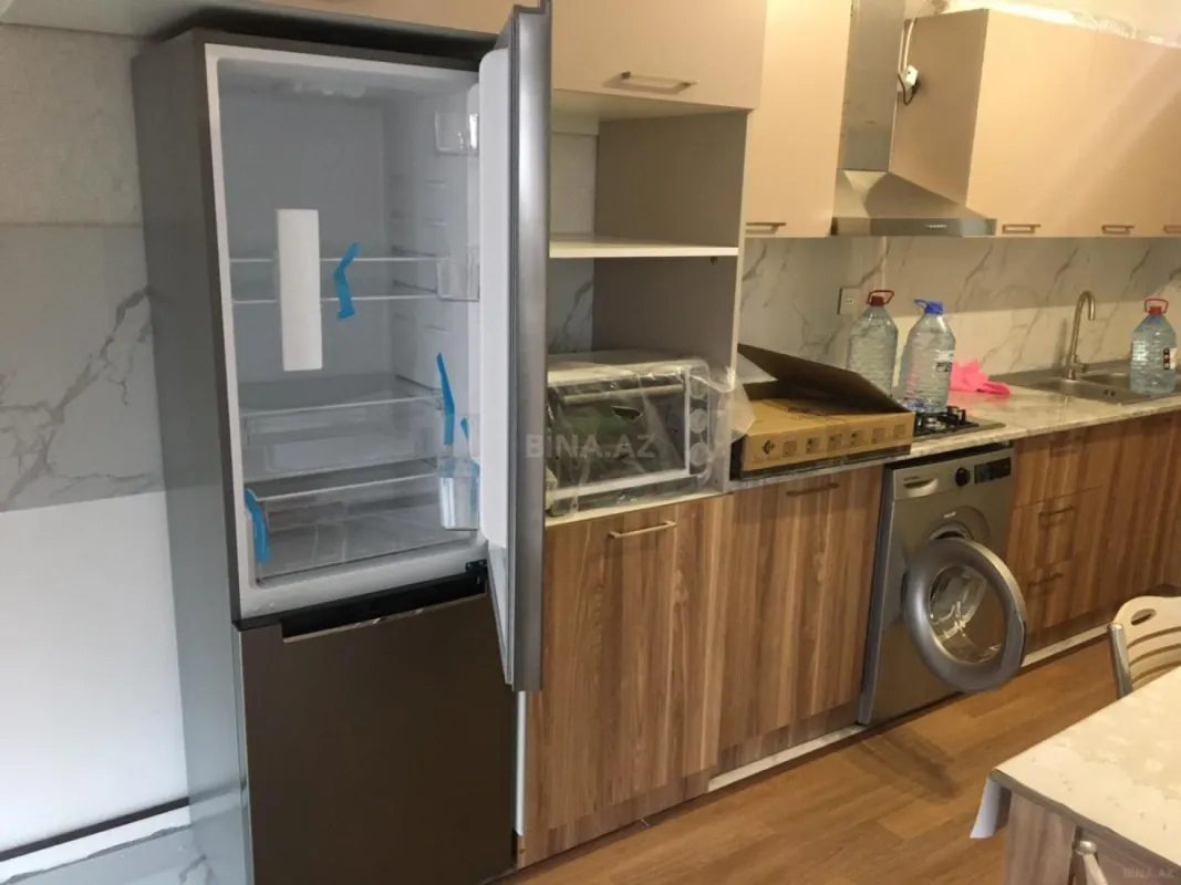 Kirayə verilir 2 otaqlı mənzil 100 m²