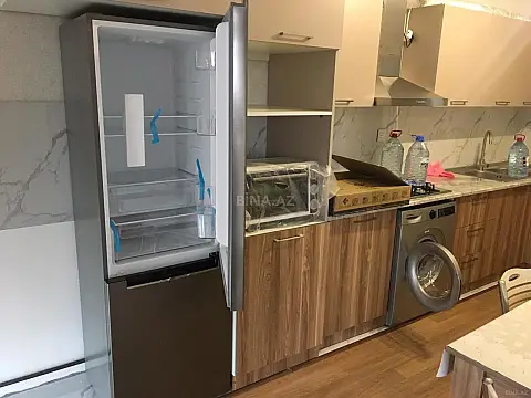 Kirayə verilir 2 otaqlı mənzil 100 m²