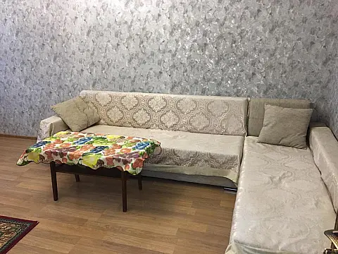 Kirayə verilir 2 otaqlı mənzil 100 m²
