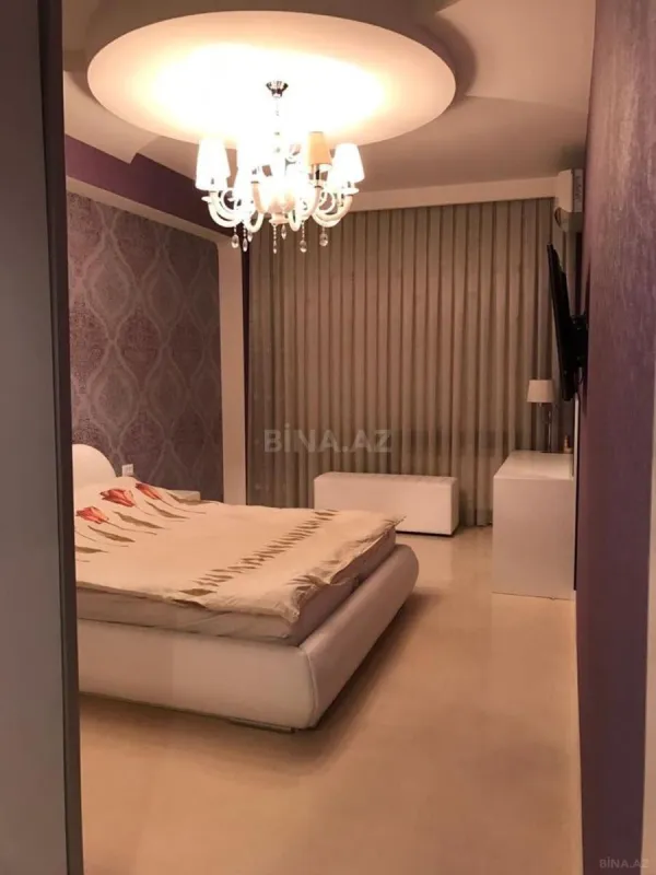 Kirayə verilir 2 otaqlı mənzil 92 m²