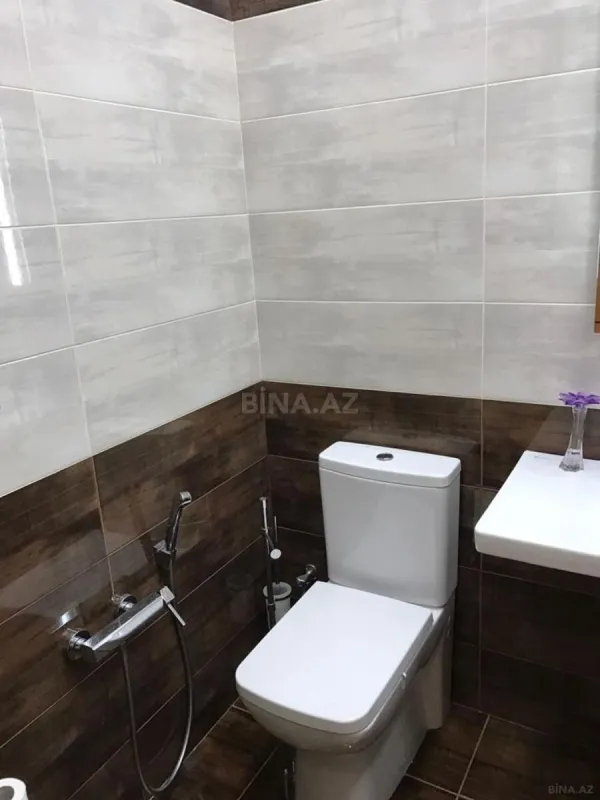 Kirayə verilir 2 otaqlı mənzil 92 m²