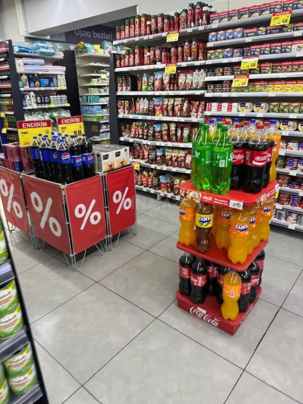 Satılır obyekt 750 m²