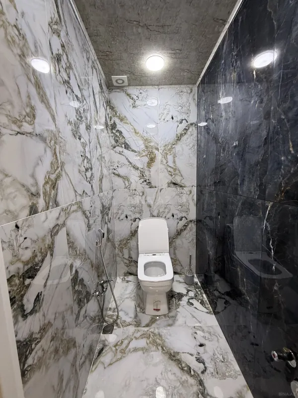 Satılır 2 otaqlı mənzil 72 m²