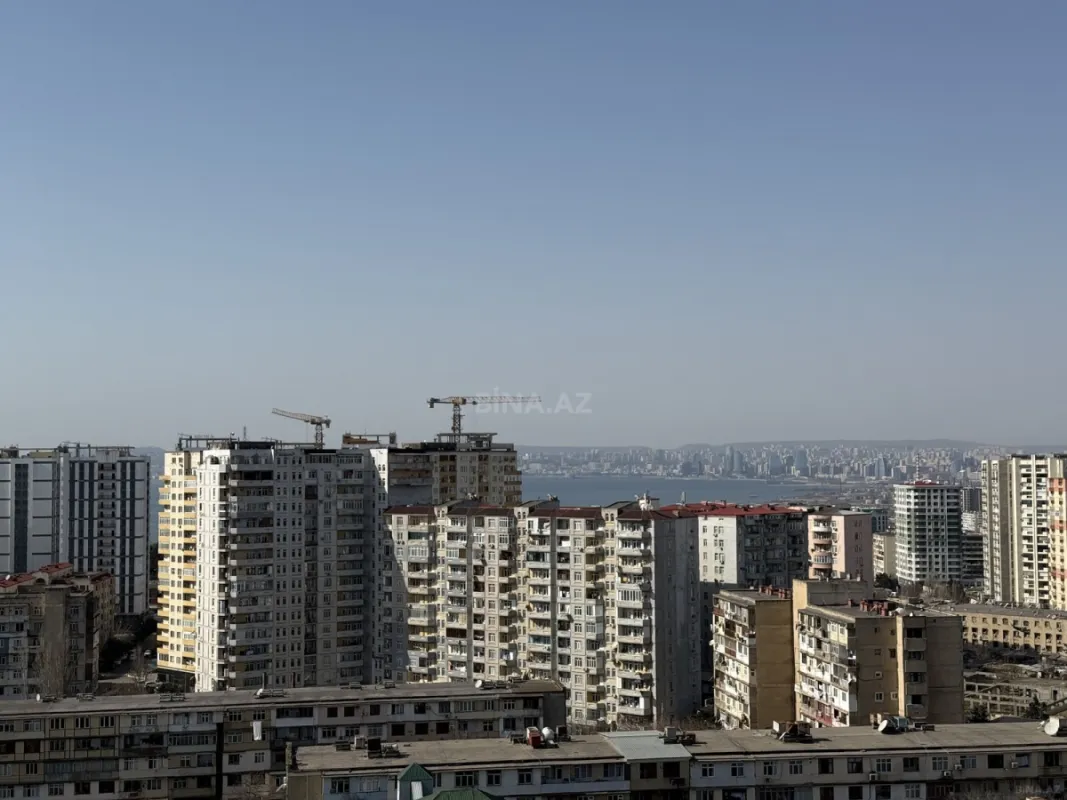 Satılır 2 otaqlı mənzil 72 m²