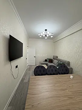 Satılır 2 otaqlı mənzil 72 m²