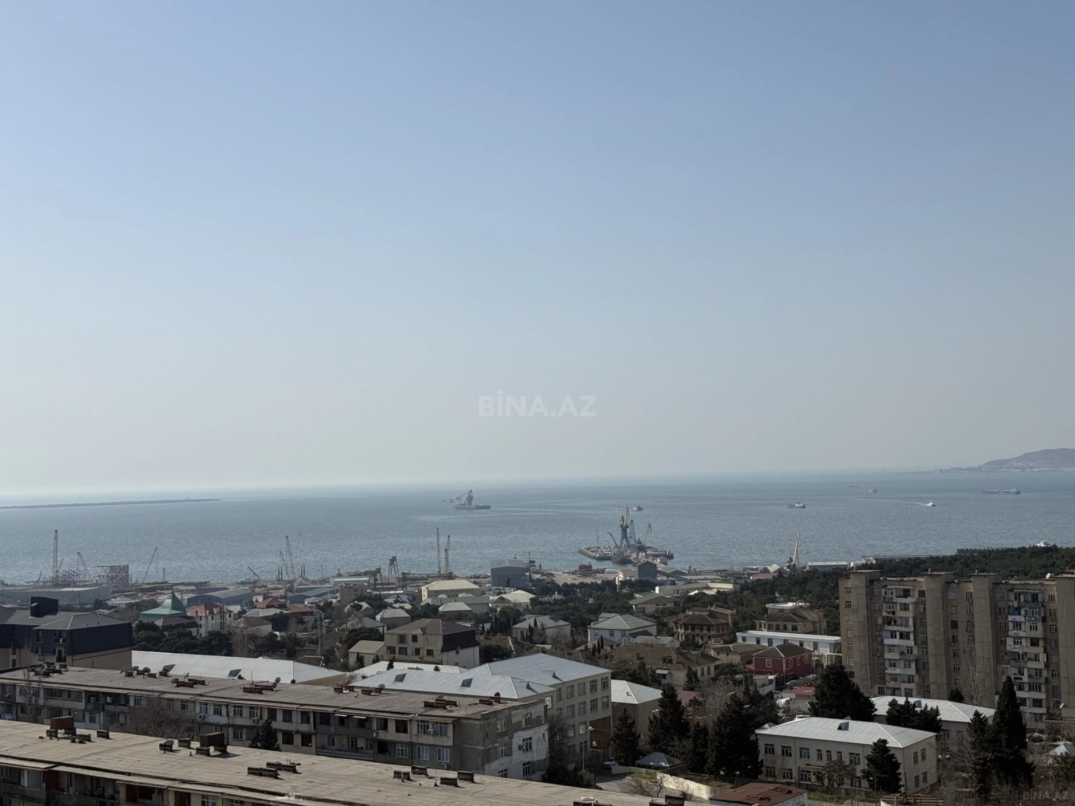 Satılır 2 otaqlı mənzil 72 m²