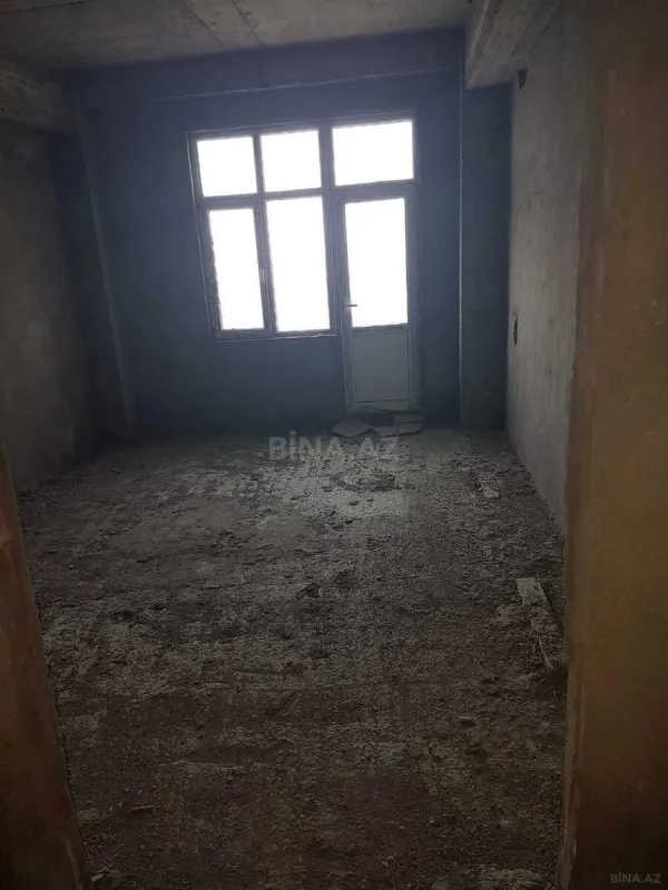 Satılır 4 otaqlı mənzil 150 m²