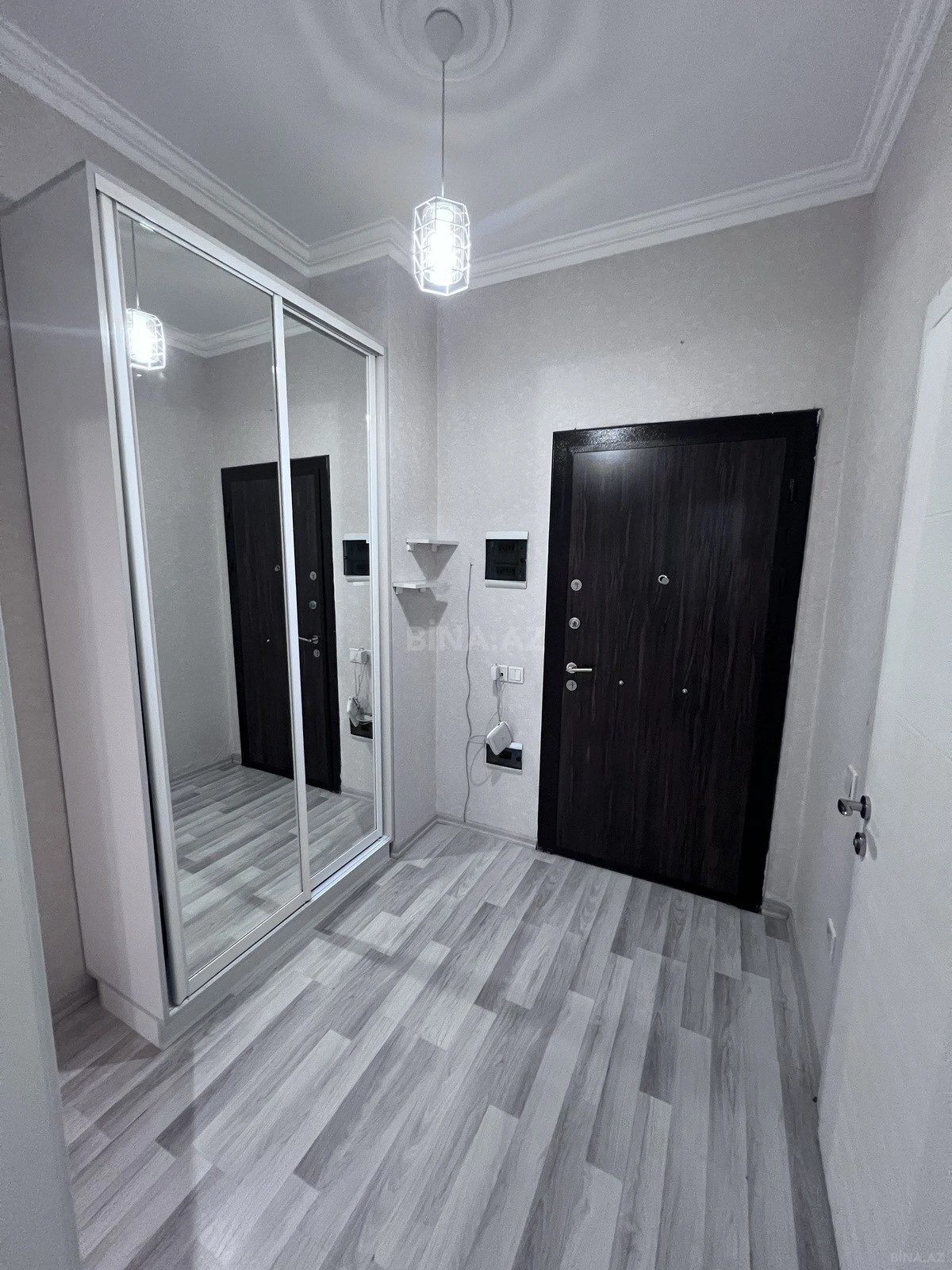 Kirayə verilir 2 otaqlı mənzil 50 m²