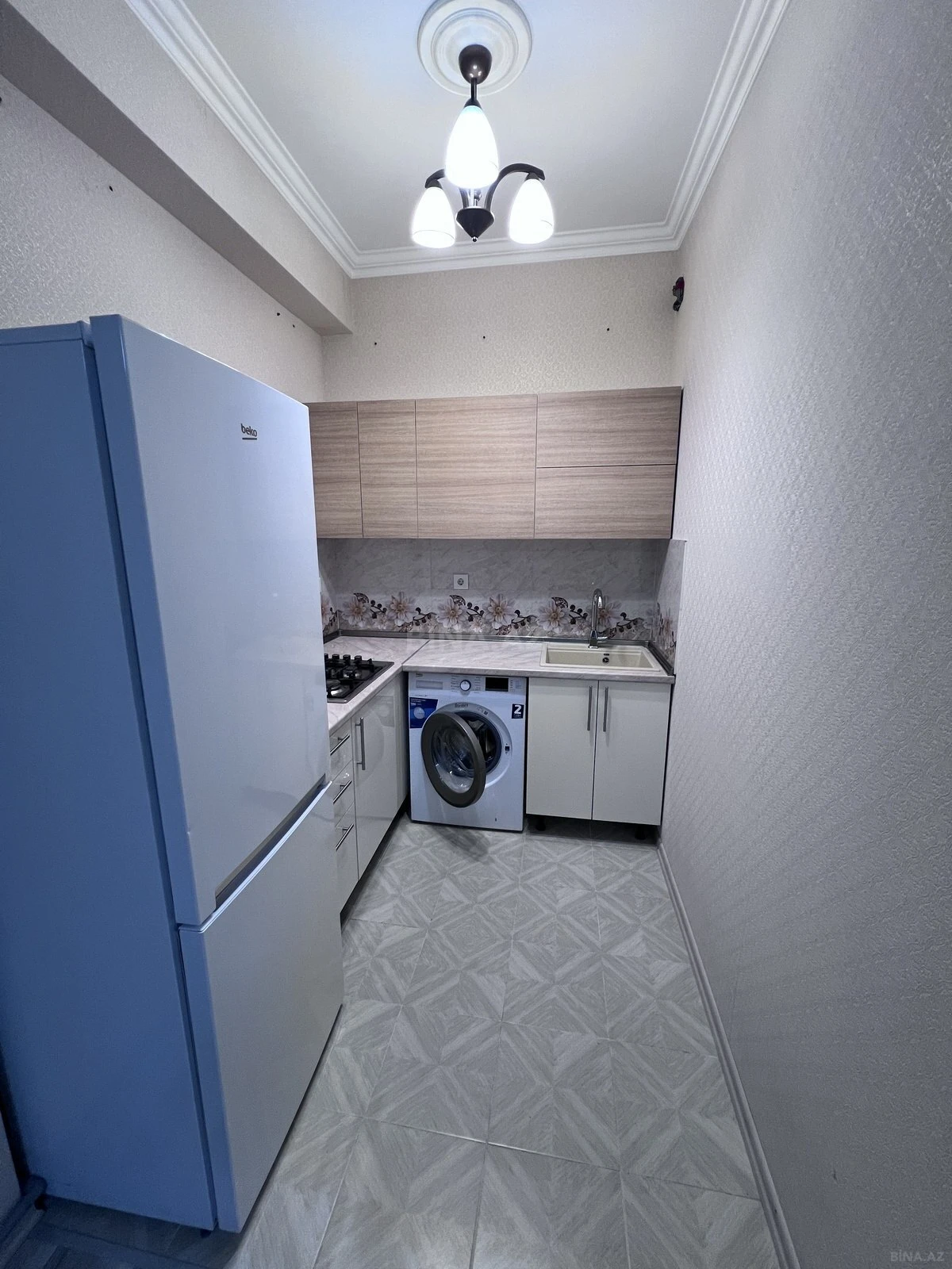 Kirayə verilir 2 otaqlı mənzil 50 m²