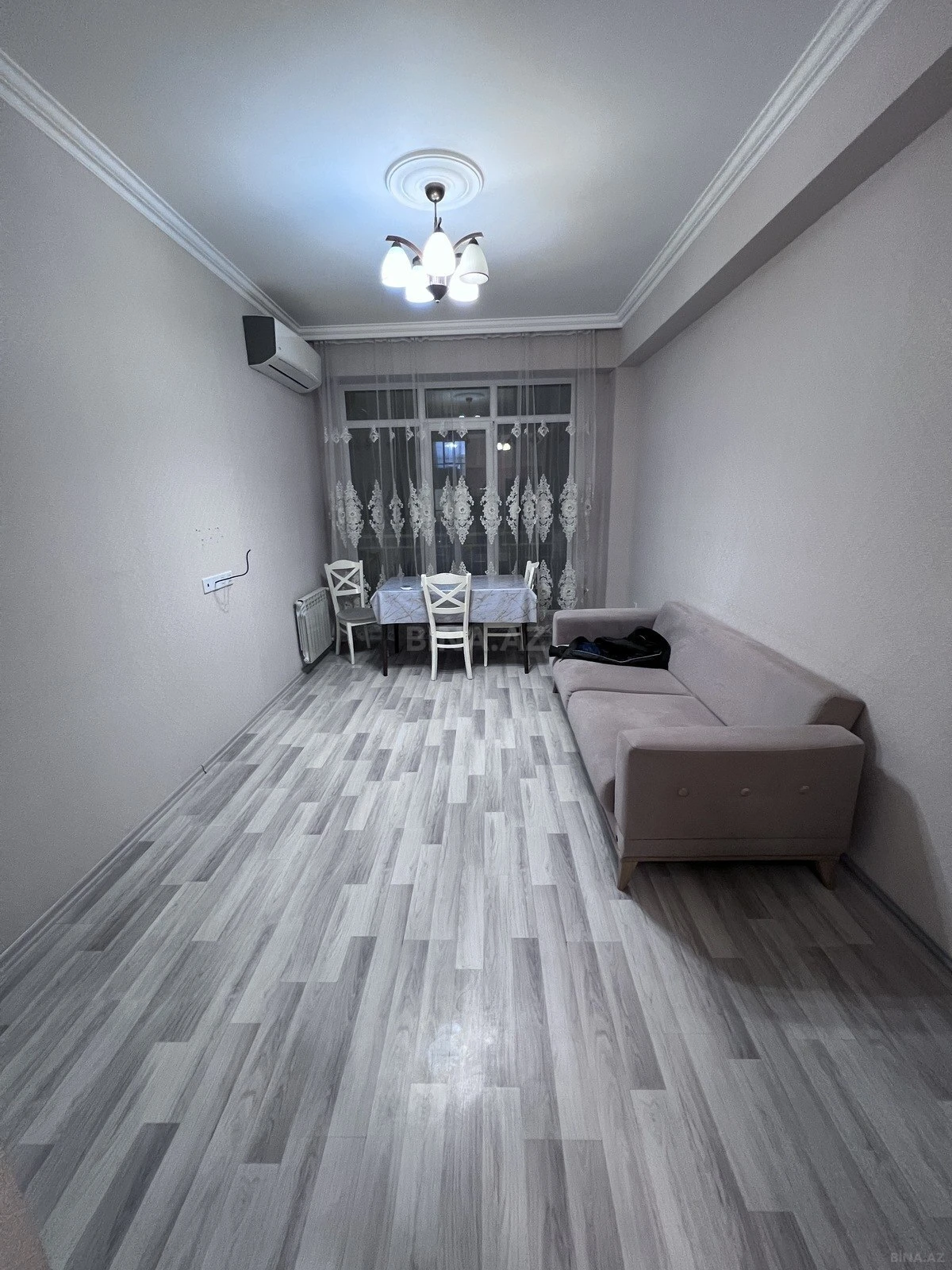 Kirayə verilir 2 otaqlı mənzil 50 m²