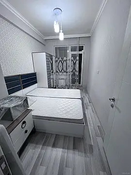 Kirayə verilir 2 otaqlı mənzil 50 m²