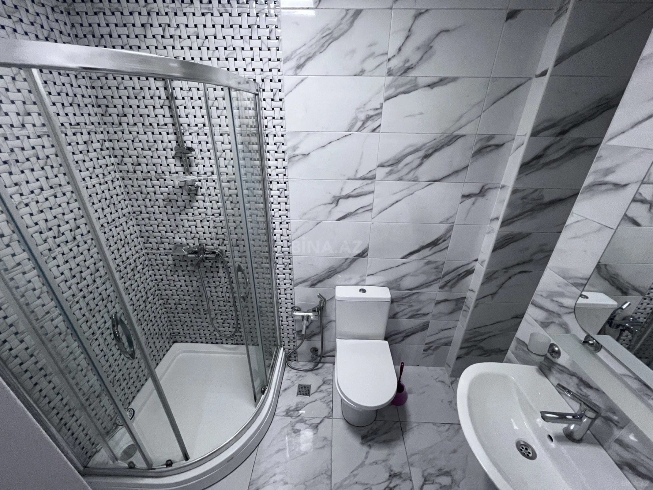 Kirayə verilir 2 otaqlı mənzil 50 m²