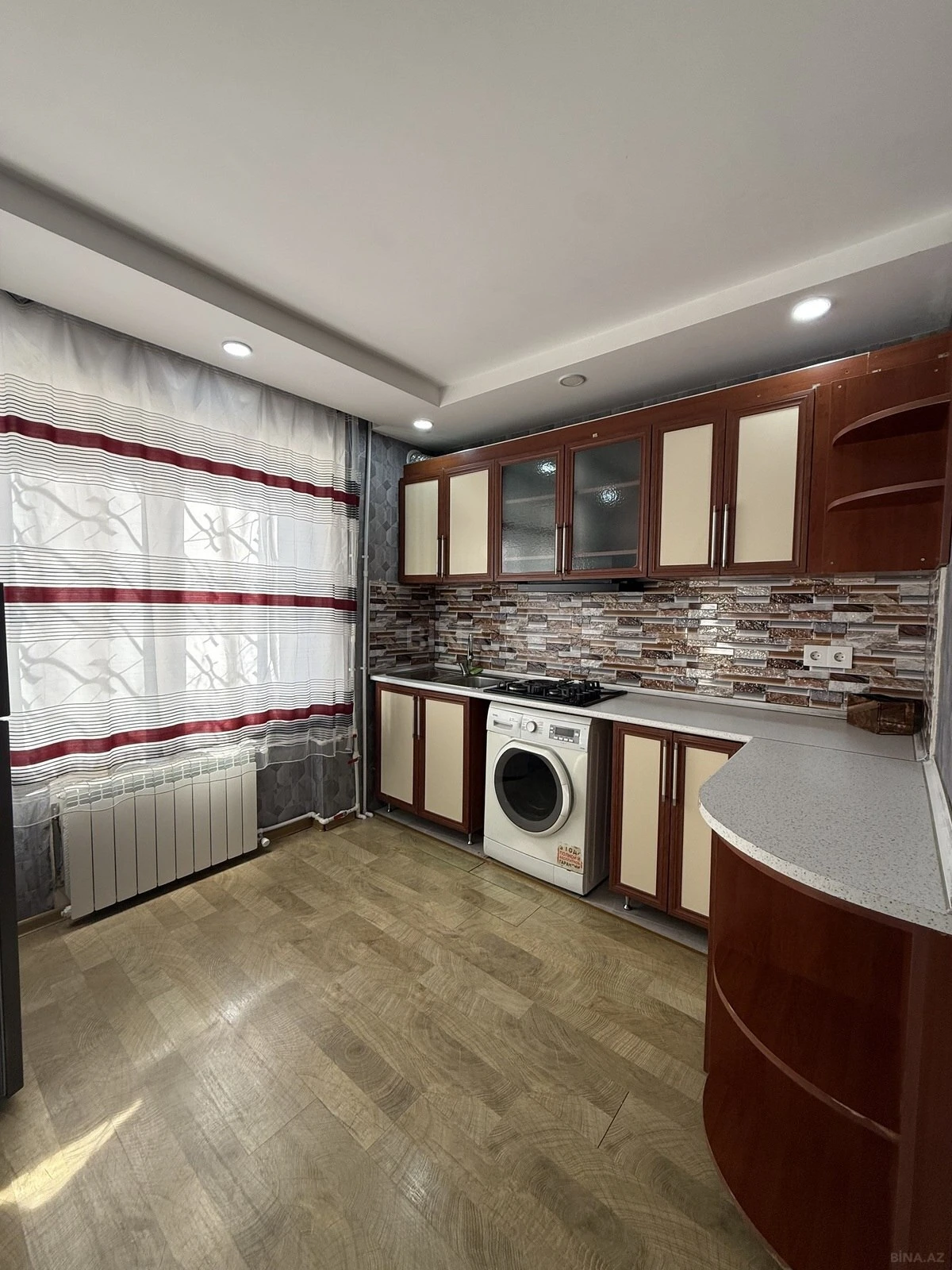 Satılır 2 otaqlı mənzil 50 m²