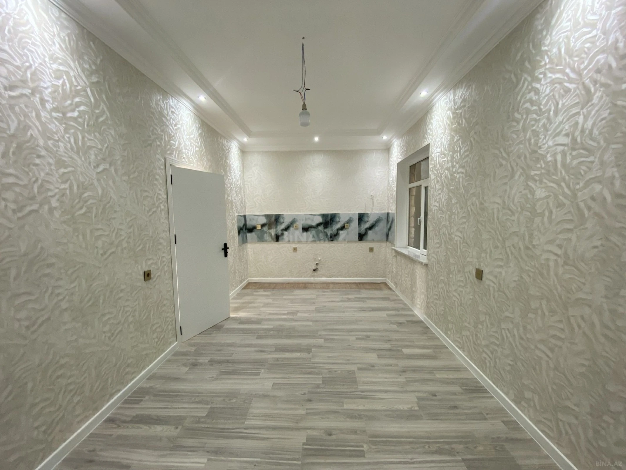 Satılır 4 otaqlı həyət evi 140 m²