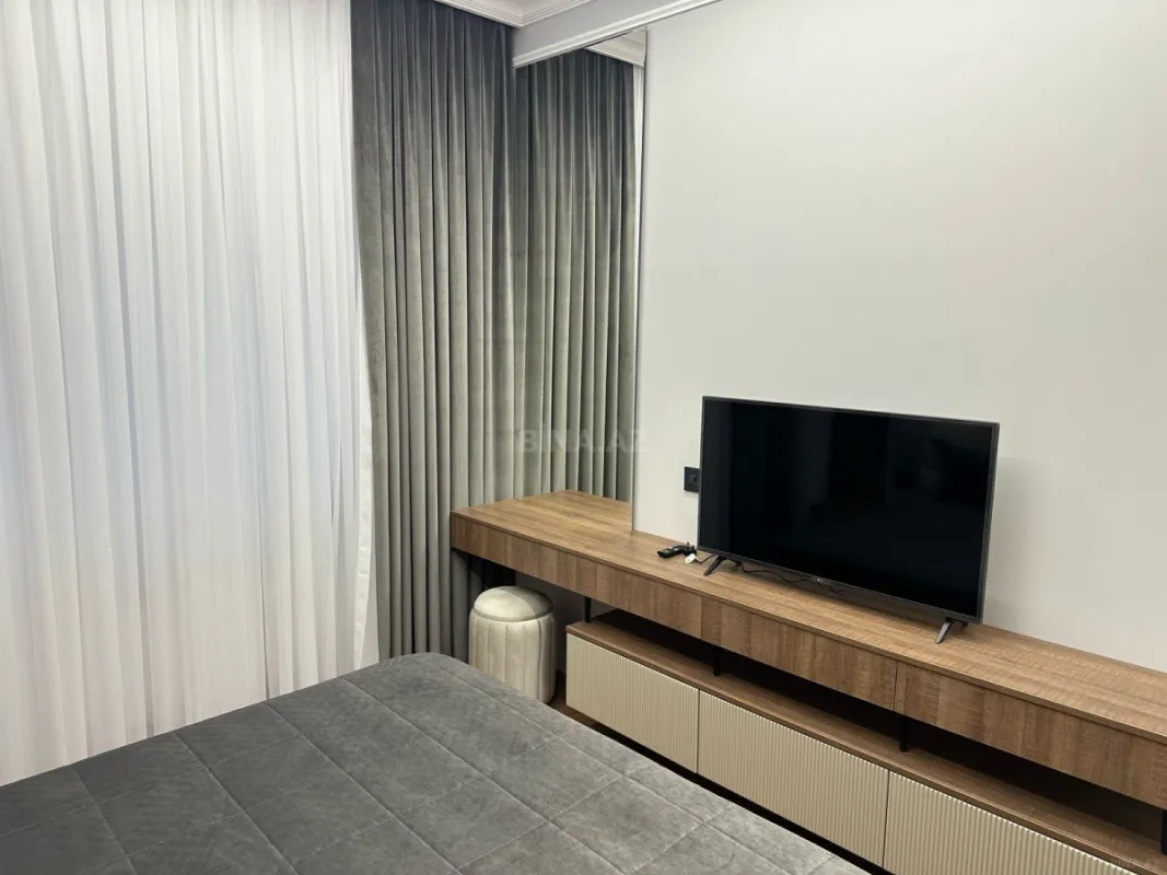 Kirayə verilir 2 otaqlı mənzil 70 m²