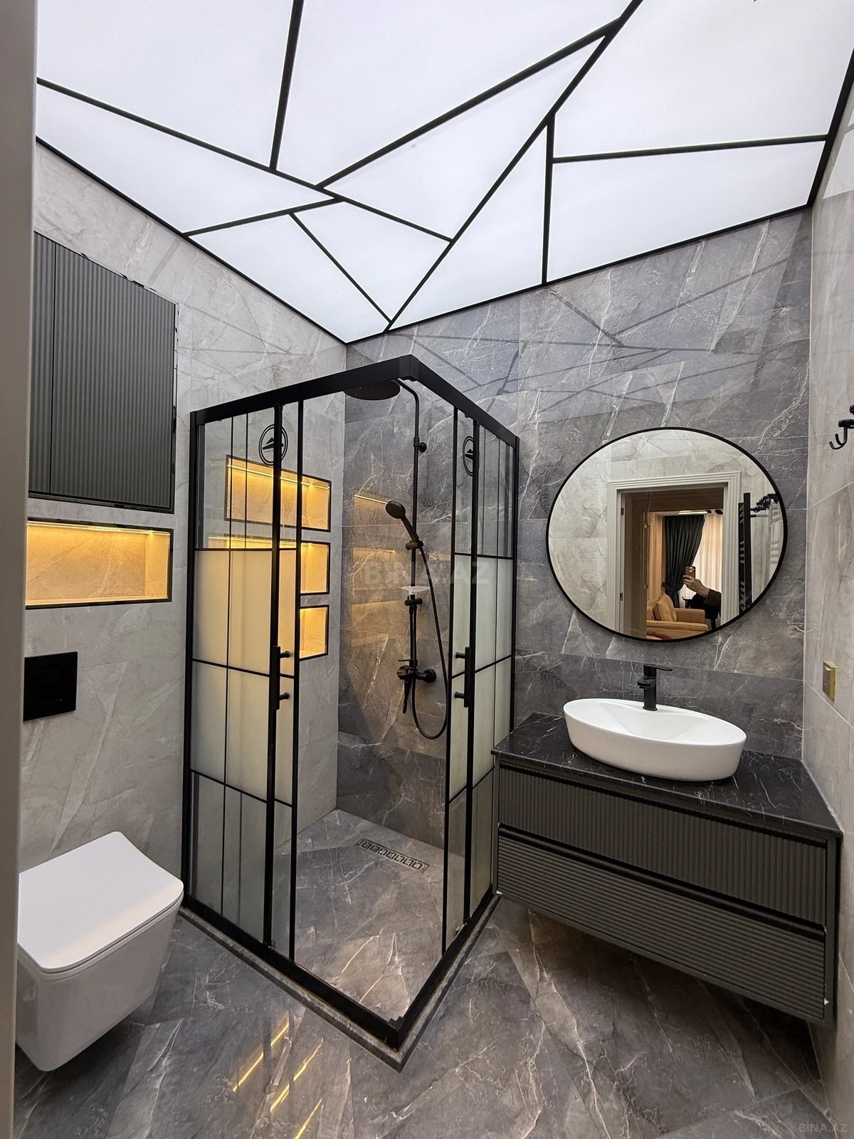 Kirayə verilir 3 otaqlı mənzil 130 m²