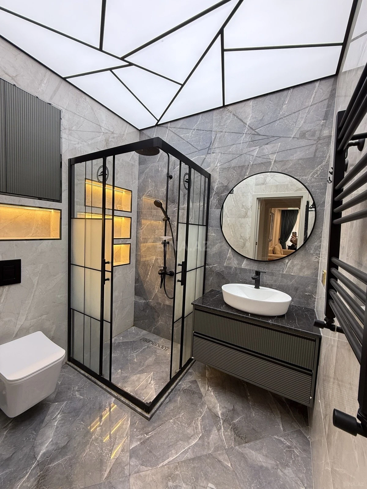 Kirayə verilir 3 otaqlı mənzil 130 m²