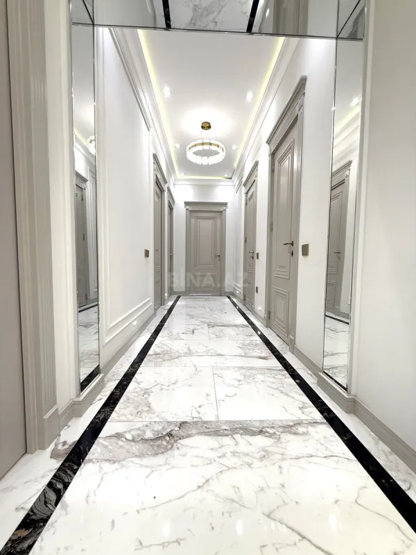 Kirayə verilir 3 otaqlı mənzil 130 m²