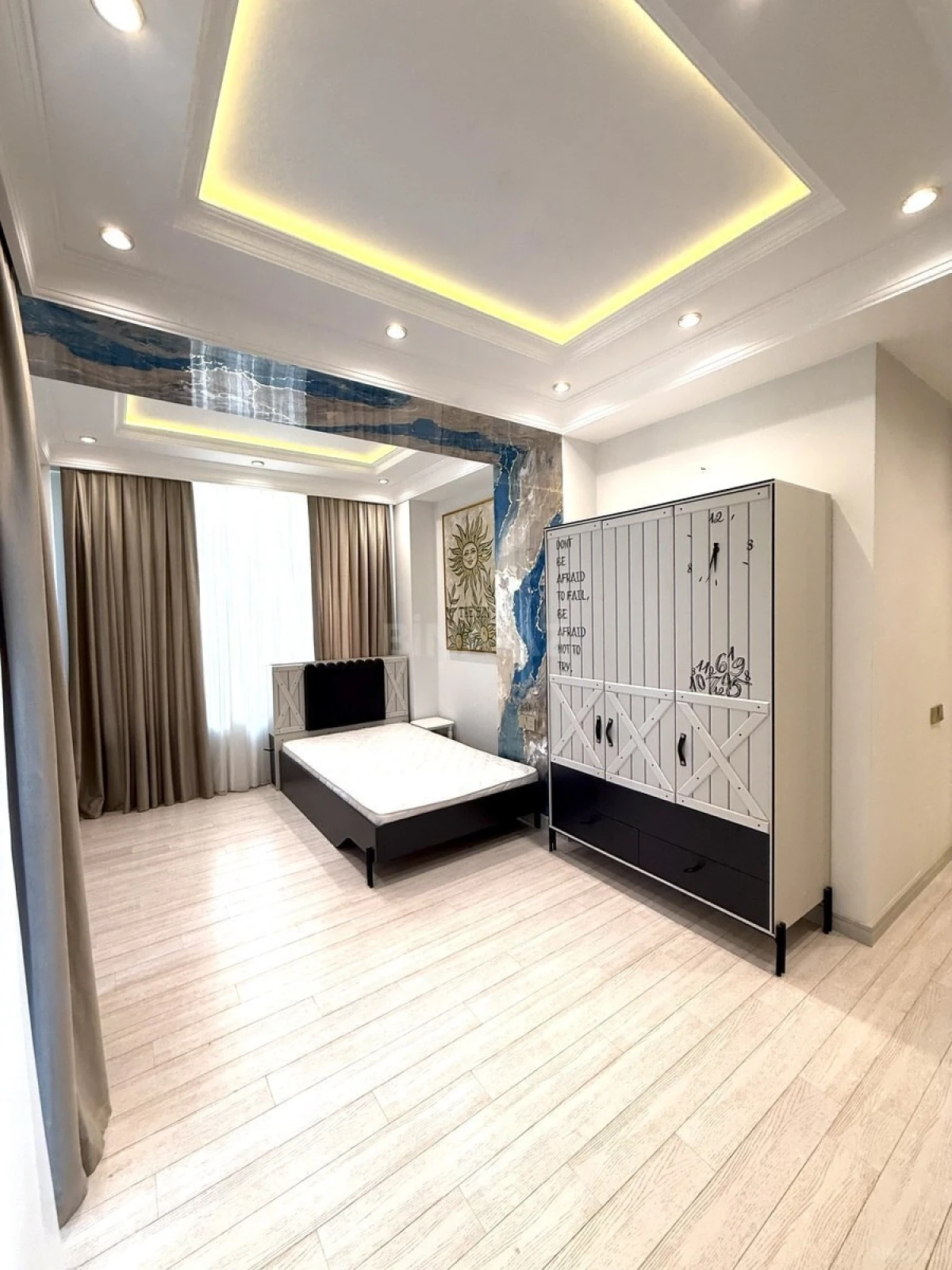 Kirayə verilir 3 otaqlı mənzil 130 m²