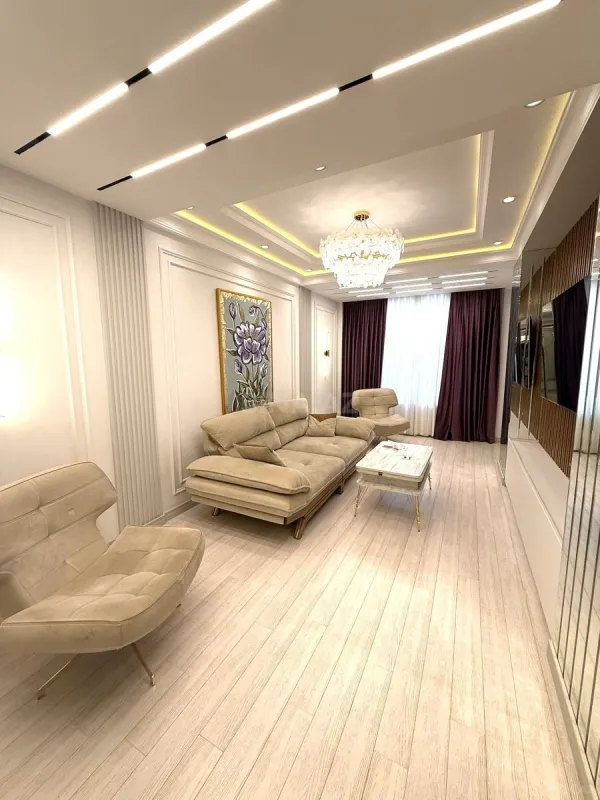 Kirayə verilir 3 otaqlı mənzil 130 m²