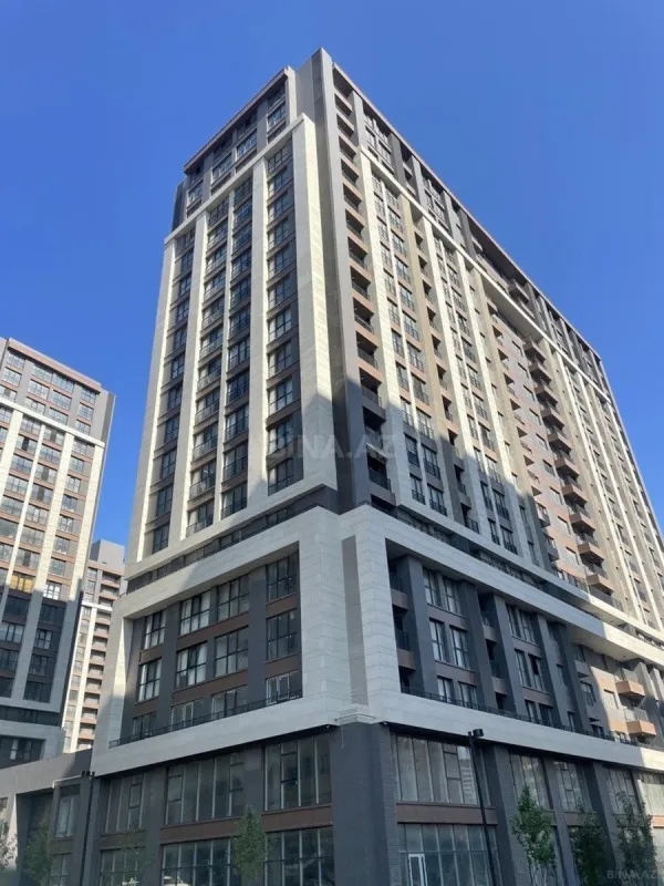 Satılır 3 otaqlı mənzil 127 m²