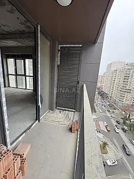 Satılır 3 otaqlı mənzil 127 m²