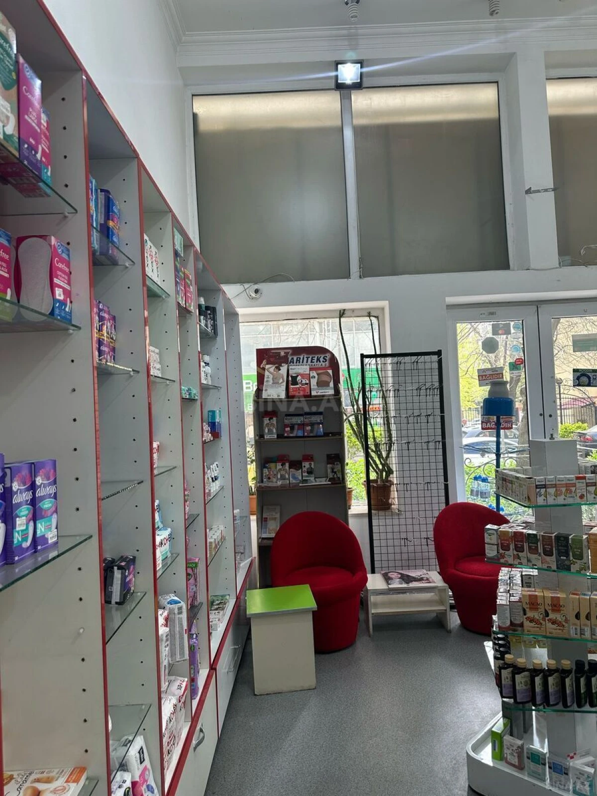 Satılır obyekt 150 m²