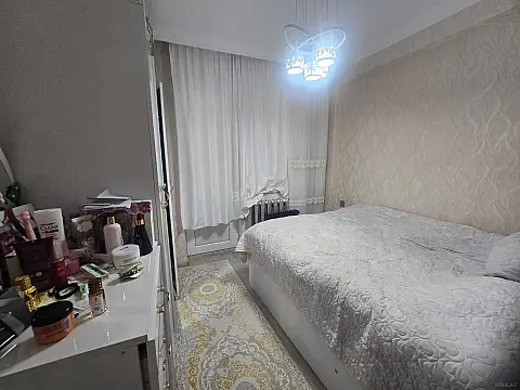 Satılır 2 otaqlı mənzil 47 m²