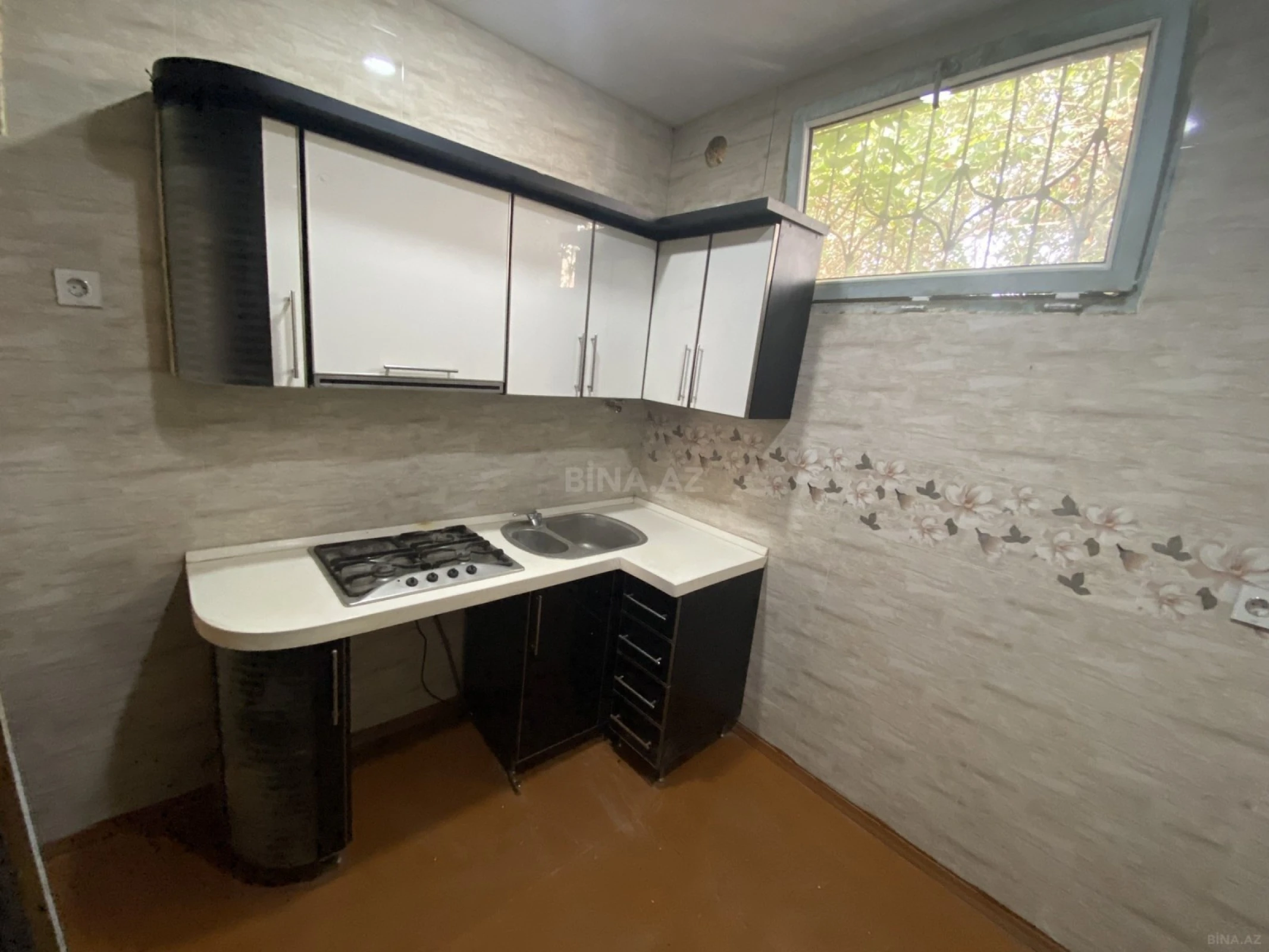 Satılır obyekt 95 m²