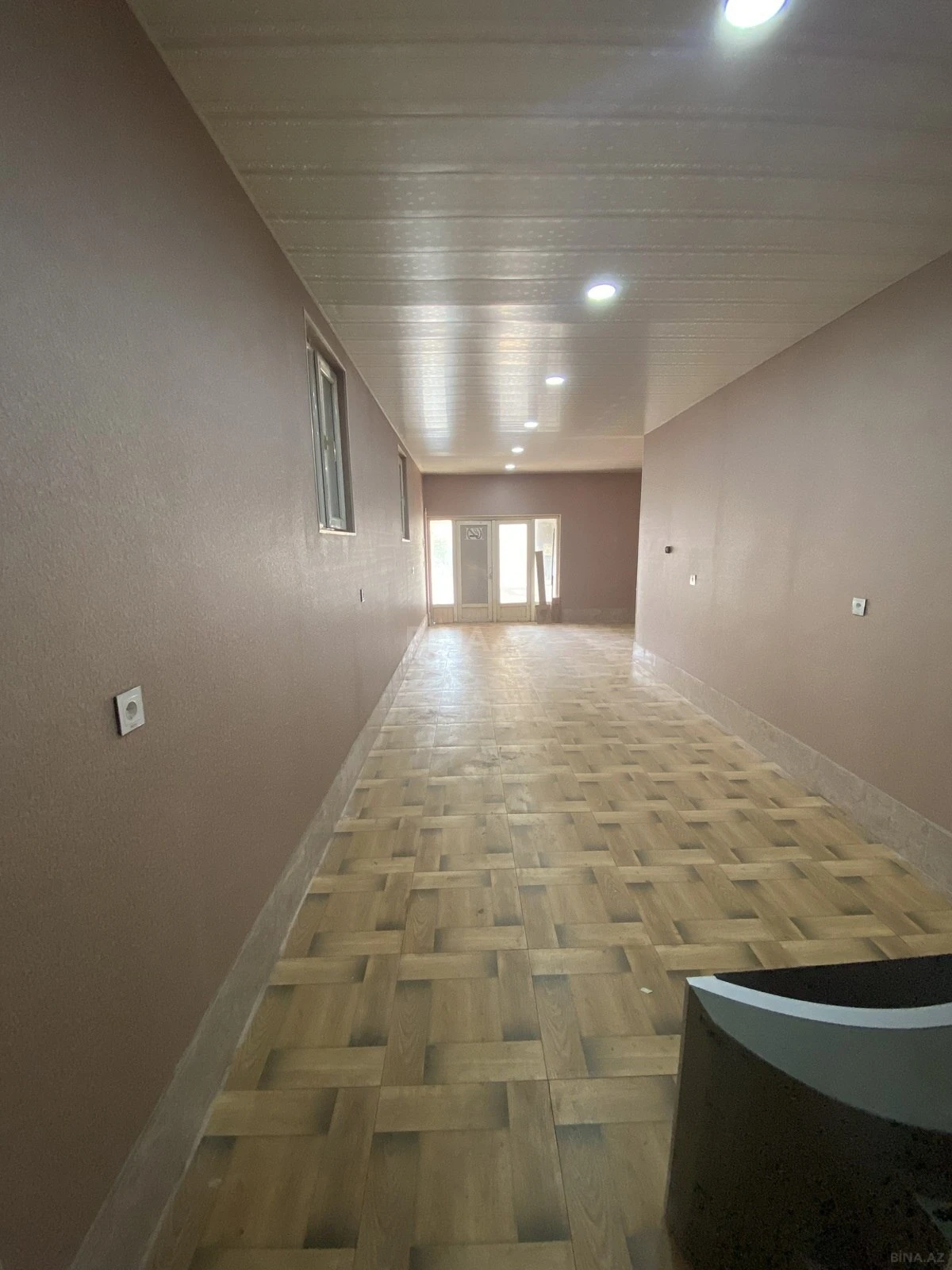 Satılır obyekt 95 m²