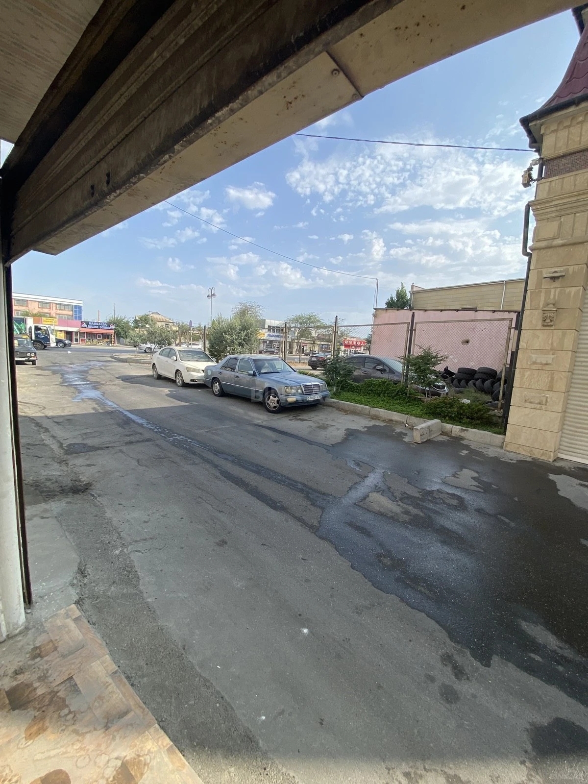 Satılır obyekt 95 m²