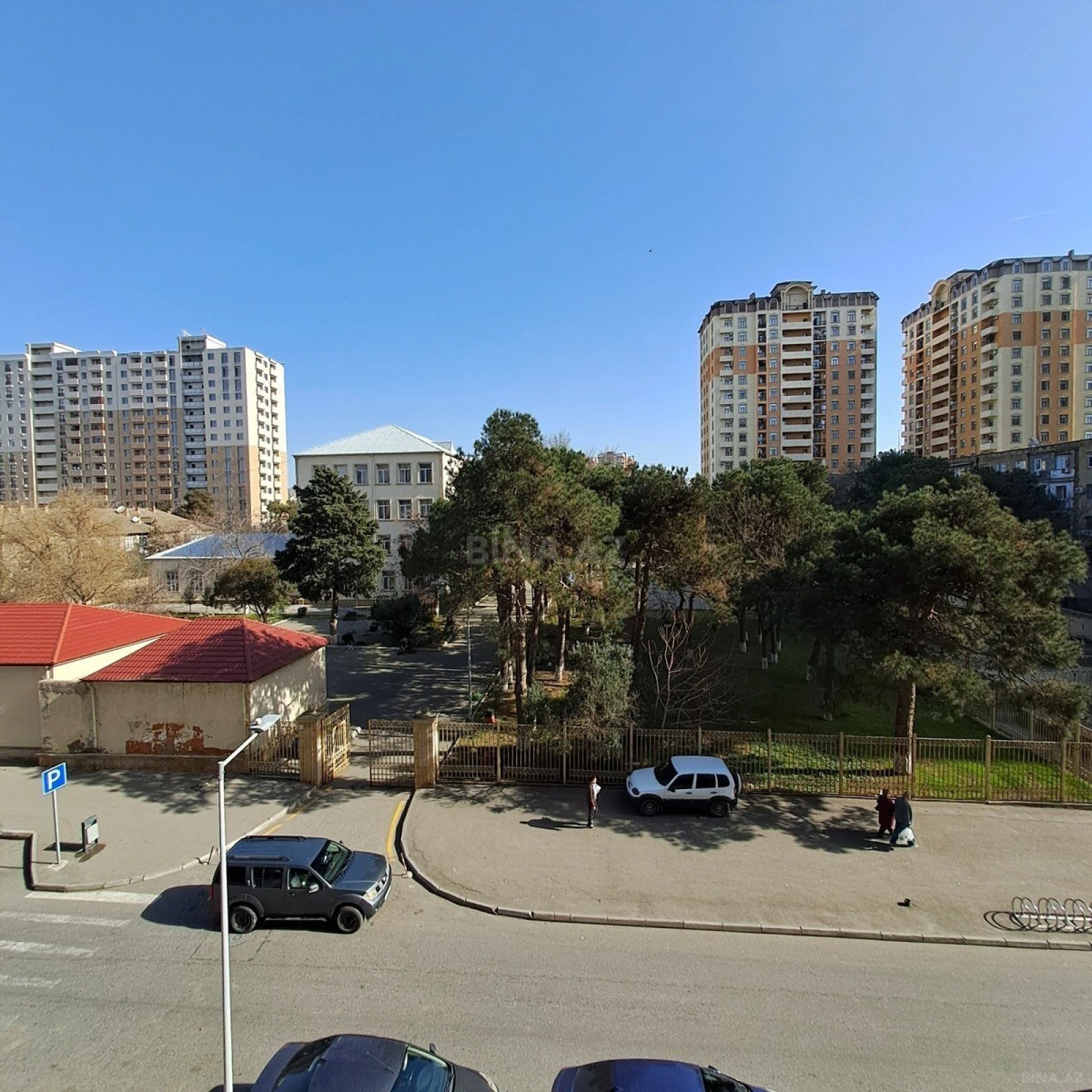 Satılır 2 otaqlı mənzil 103 m²