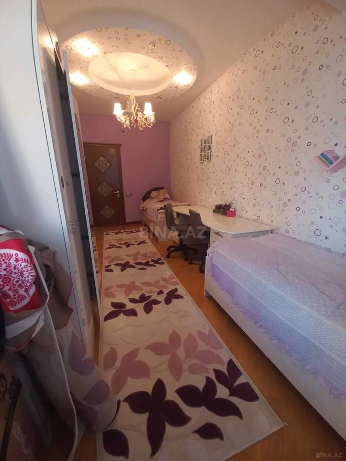Kirayə verilir 3 otaqlı mənzil 150 m²