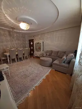 Kirayə verilir 3 otaqlı mənzil 150 m²