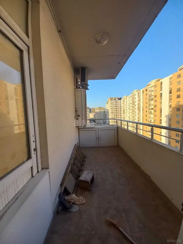 Kirayə verilir 3 otaqlı mənzil 150 m²
